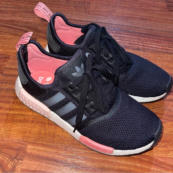 NMD R1 Women’s ‘Peach Pink’ - Picture 4 of 9